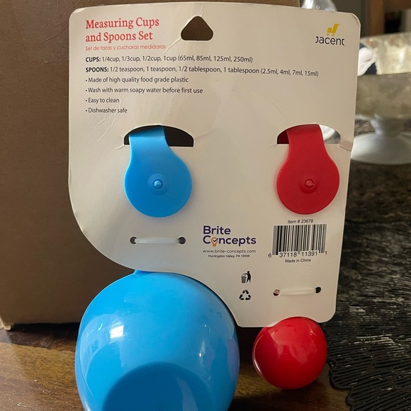 Measuring Cups and Spoons Set/8 - Picture 2 of 6